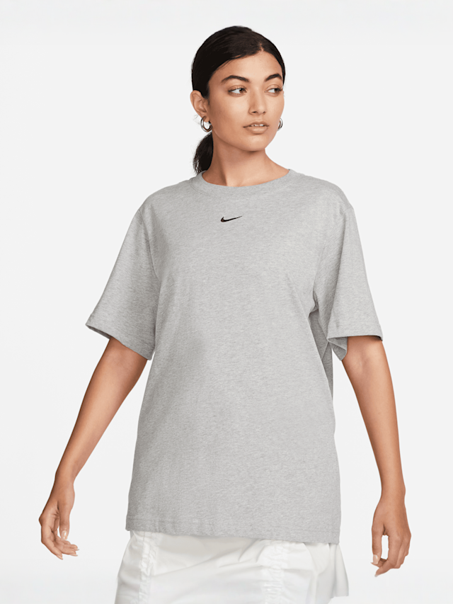 Nike, Sportswear T-Shirt, grey, Image 1 of 4