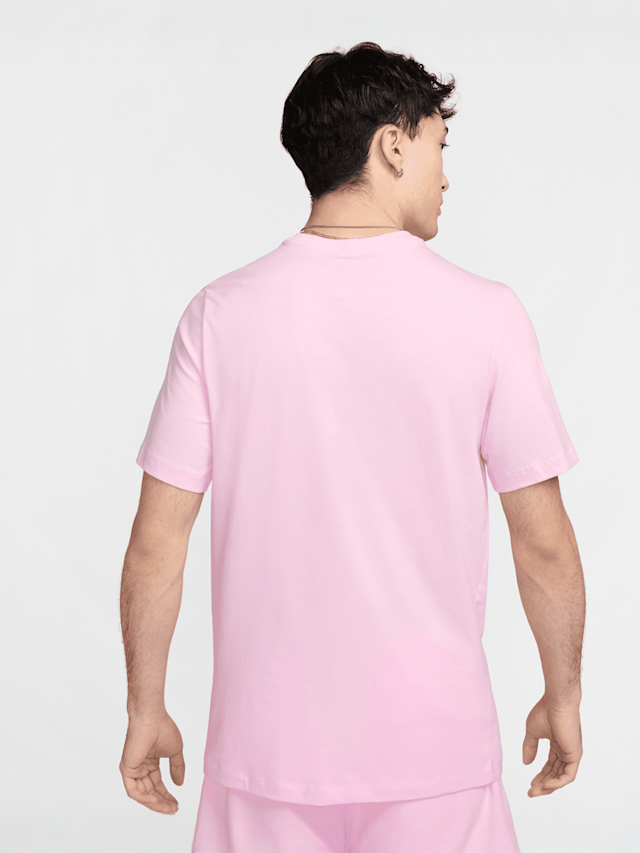 Nike, Sportswear Club T-Shirt, różowy, Obraz 2 z 5