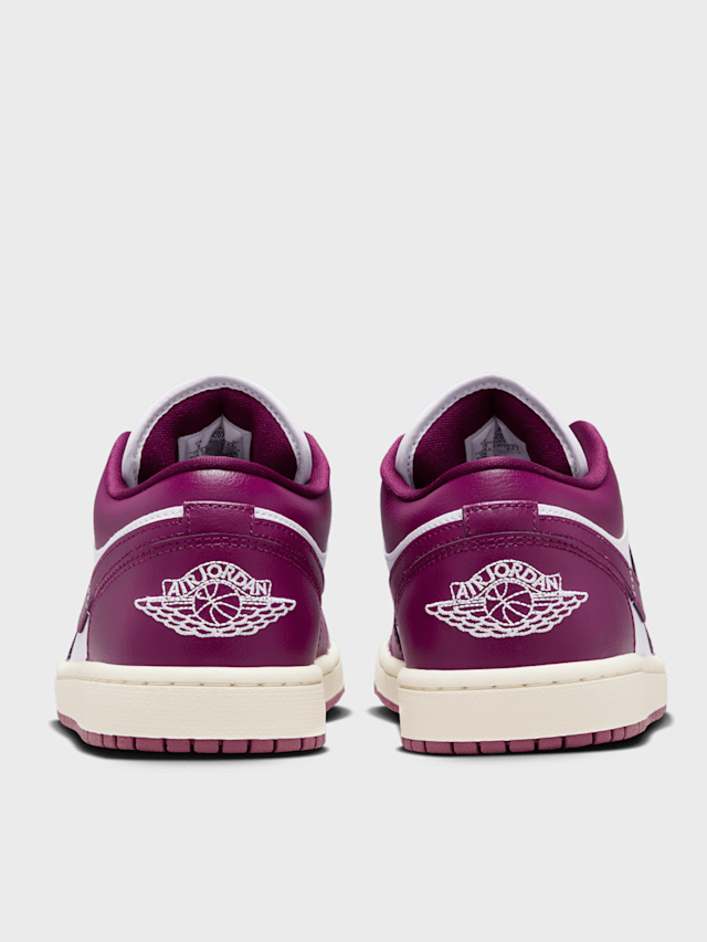 Jordan, WMNS Air Jordan 1 Low, red, Image 5 of 8