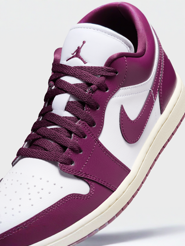 Jordan, WMNS Air Jordan 1 Low, red, Image 7 of 8