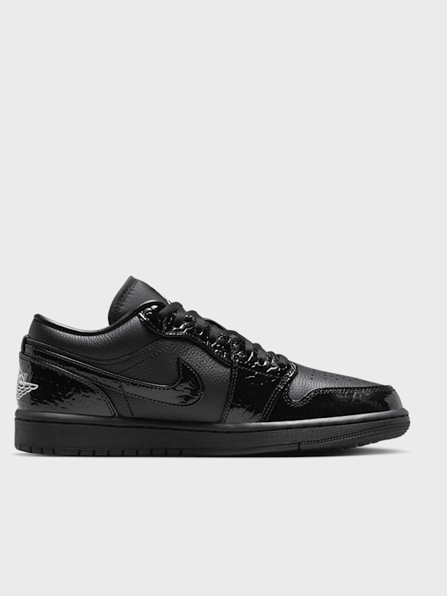 Jordan, WMNS Air Jordan 1 Low SE, black, Image 2 of 8