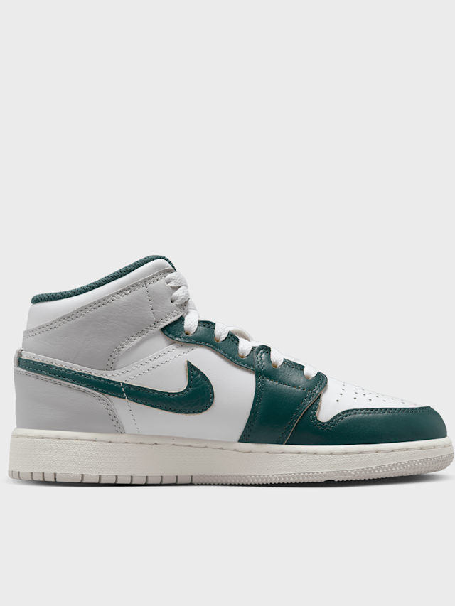 Jordan, Air Jordan 1 Mid SE (GS), green, Image 2 of 8