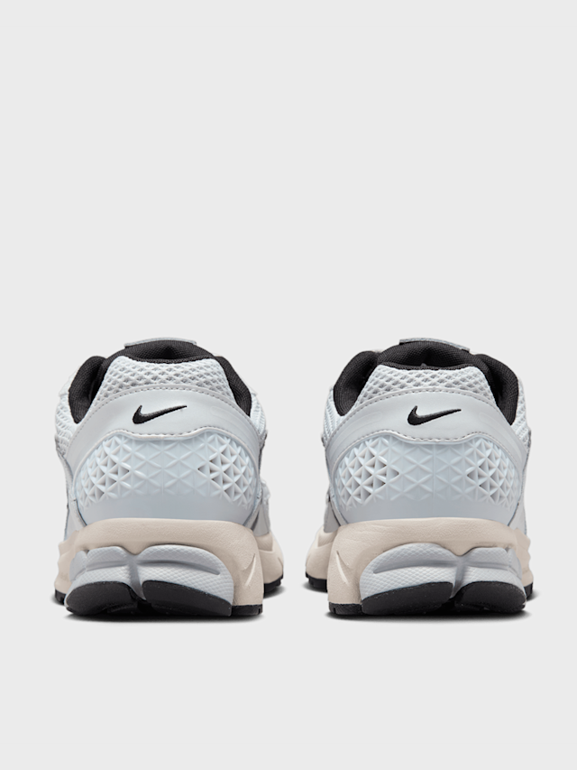 Nike, WMNS Zoom Vomero 5, grey, Image 5 of 9