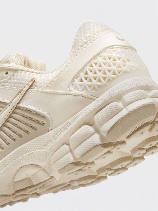 Nike, WMNS Zoom Vomero 5, beige, Image 6 of 7