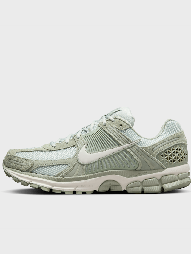 Nike, Zoom Vomero 5, green, Image 1 of 9