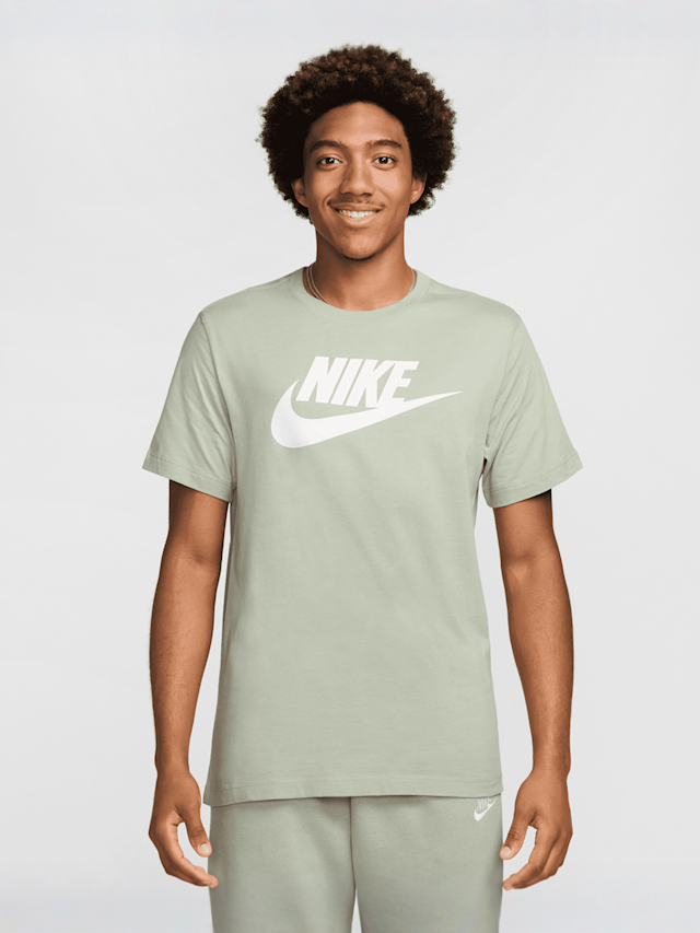Nike, Sportswear Tee, groen, Afbeelding 1 van 4