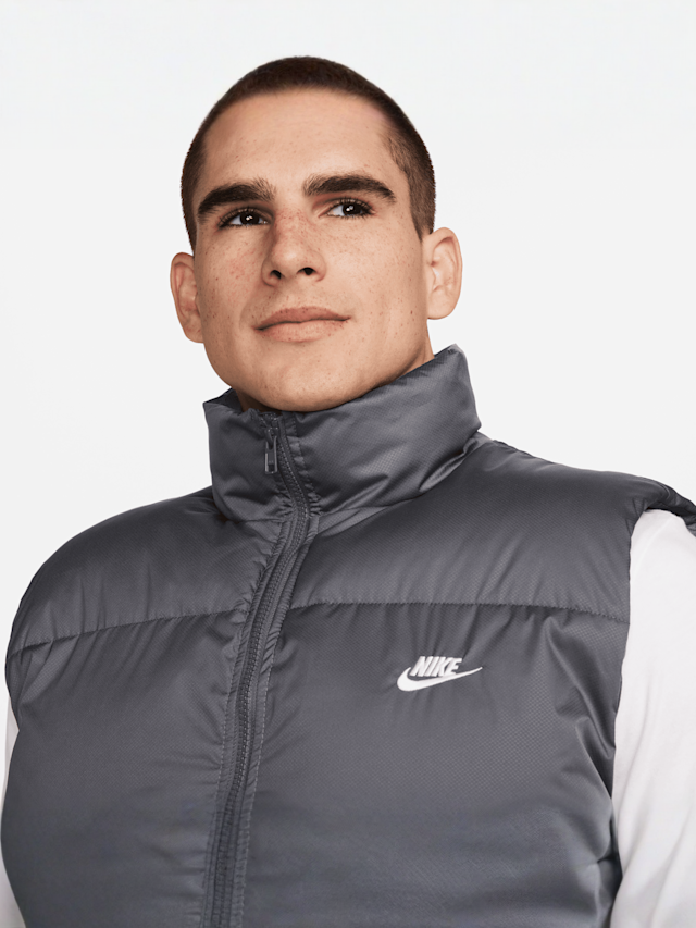 Nike  , Sportswear Club Puffer Vest, grey, Image 3 of 5