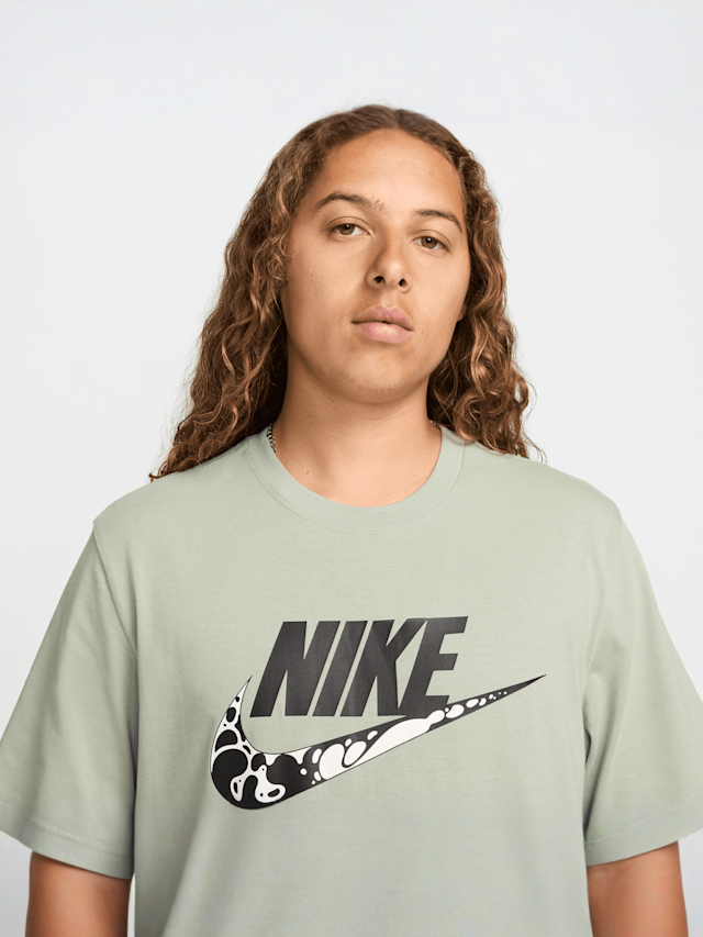 Nike, Sportswear T-Shirt, zielony, Obraz 3 z 4
