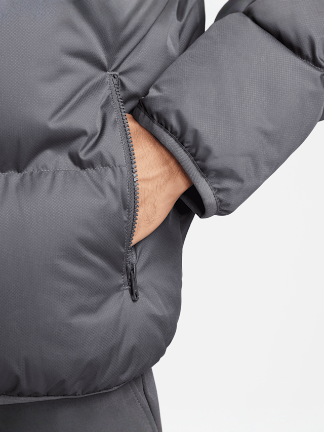 Nike, Sportswear Club Puffer-Jacke, black, Image 5 of 6