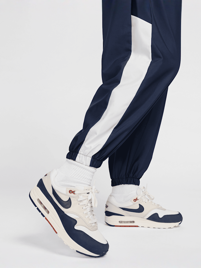 Nike, Sportswear Woven Joggers, blue, Image 5 of 6