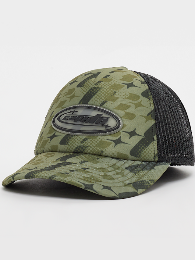 Capacité, Logo Rubber Badge Camo Trucker Cap, green, Image 1 of 4