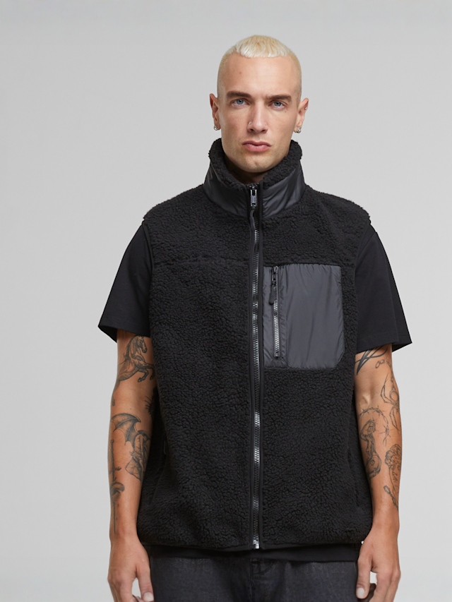 Urban Classics, Sherpa Vest, black, Image 1 of 4