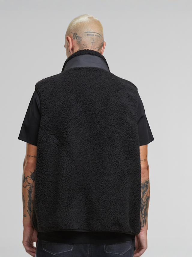 Urban Classics, Sherpa Vest, black, Image 2 of 4