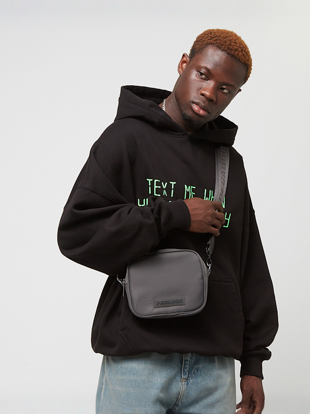 Pegador, Rubber Logo Patch Nylon Shoulder Strap Bag, grey, Image 5 of 5