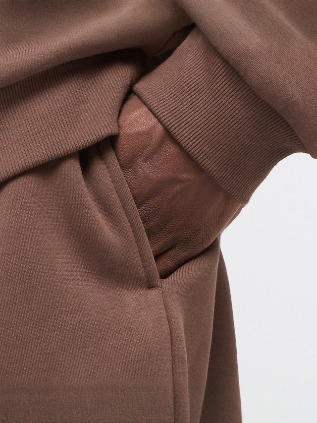 Urban Classics, Fluffy Sweatpants, bruin, Afbeelding 3 van 5