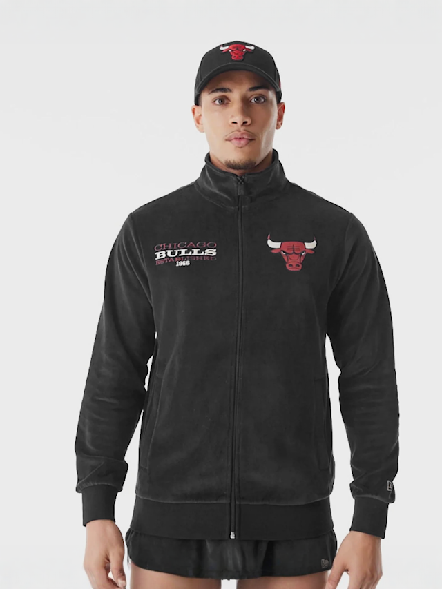 New Era, Chicago Bulls NBA Lifestyle Velours Trackjacket, black, Image 1 of 5