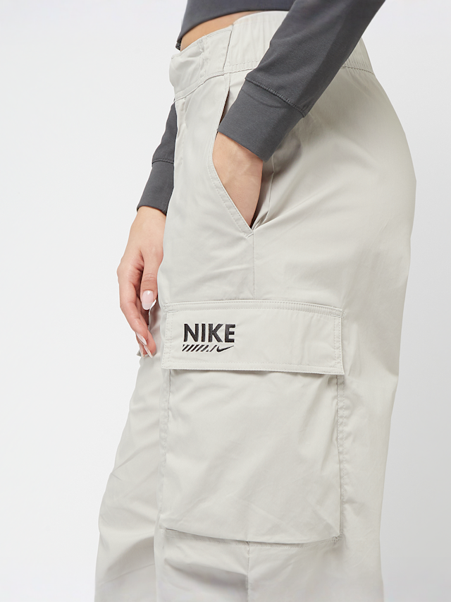Nike, Sportswear Woven Oversized Pants, beige, Image 5 of 6