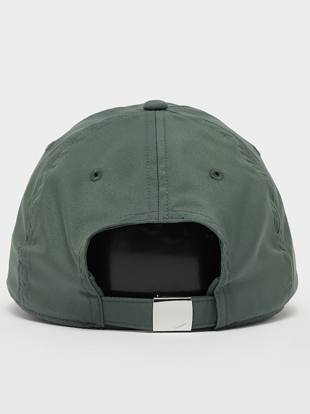 Nike, Dri-FIT Club Unstrukturierte Metall-Swoosh-Cap, groen, Afbeelding 2 van 4