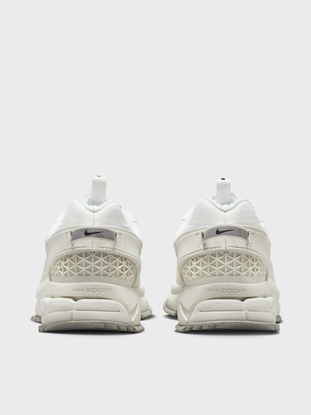 Nike, WMNS Zoom Vomero 5, beige, Image 5 of 9