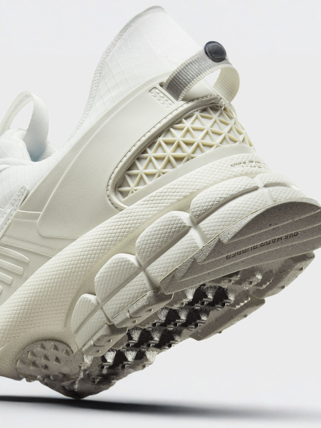 Nike, WMNS Zoom Vomero 5, beige, Image 8 of 9