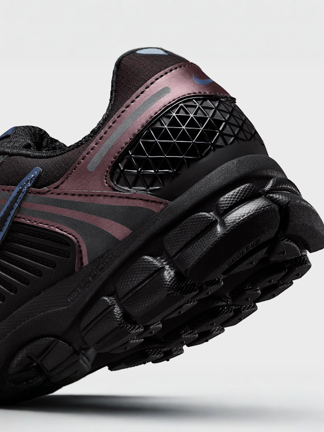 Nike, WMNS Zoom Vomero 5, black, Image 8 of 9