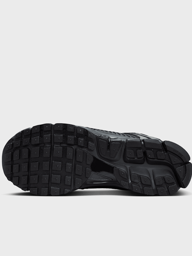 Nike, Zoom Vomero 5, black, Image 3 of 9