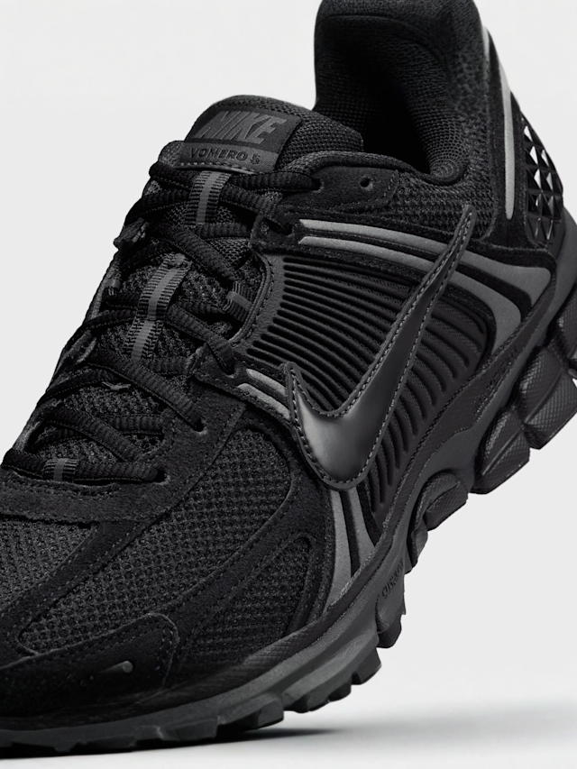 Nike, Zoom Vomero 5, black, Image 7 of 9