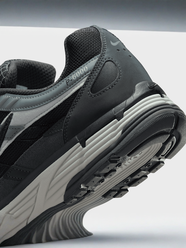 Nike, P-6000 metallic silver/metallic silver/black, grey, Image 7 of 9