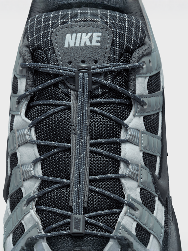 Nike, P-6000 metallic silver/metallic silver/black, grey, Image 8 of 9