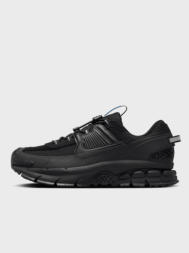 Nike, Vomero Roam, black, Image 1 of 9