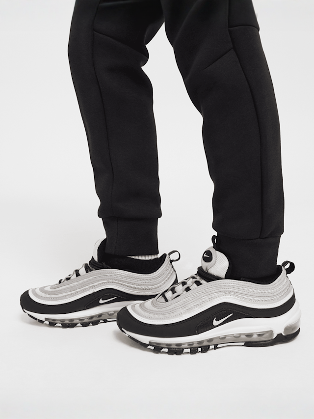 Nike, Sportswear Tech Fleece Jogger, black, Image 7 of 8