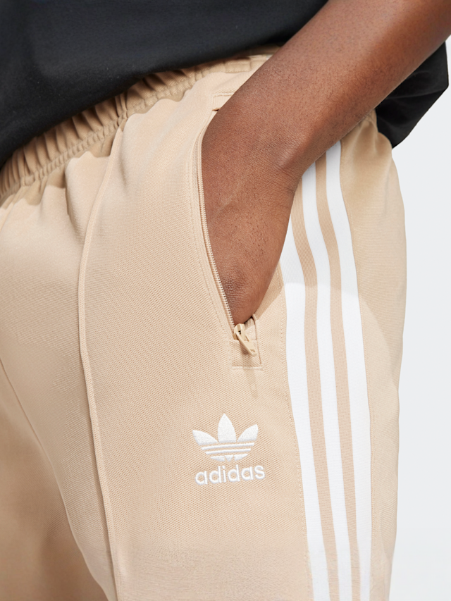 adidas Originals, Adicolor Classics Beckenbauer Track Pants, beige, Image 3 of 5