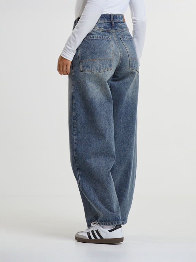Urban Classics, Ladies Tapered Baggy Jeans, blue, Image 2 of 5