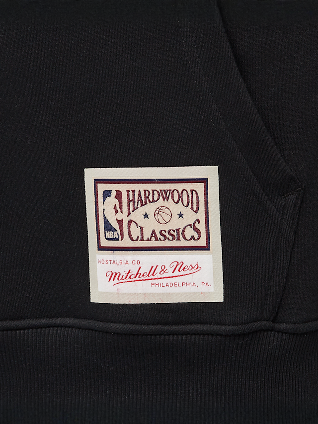 Mitchell & Ness, NBA Chicago Bulls Logo Hoody, black, Image 4 of 6