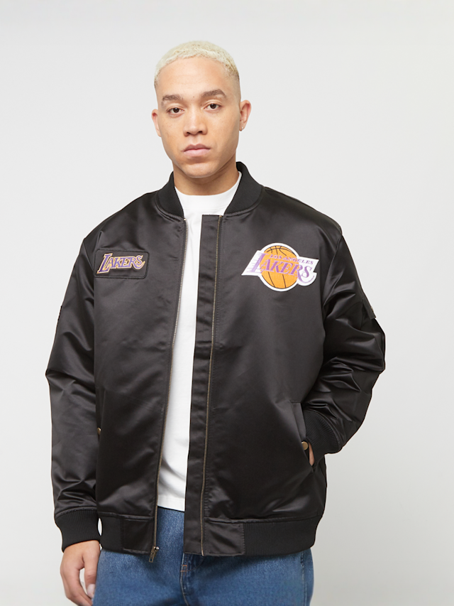 Mitchell & Ness, NBA Los Angeles Lakers Team Leader Satin Bomber, black, Image 1 of 7