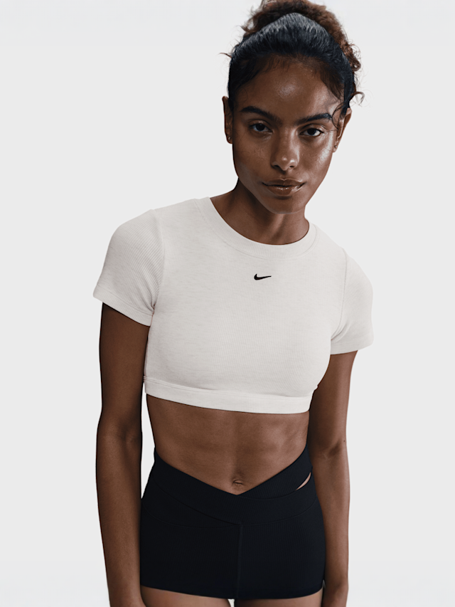 Nike, Sportswear Classic Baby Tee Bra, beige, Image 1 of 4