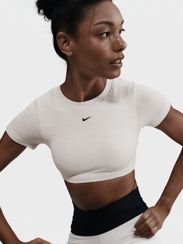 Nike, Sportswear Classic Baby Tee Bra, beige, Image 3 of 4
