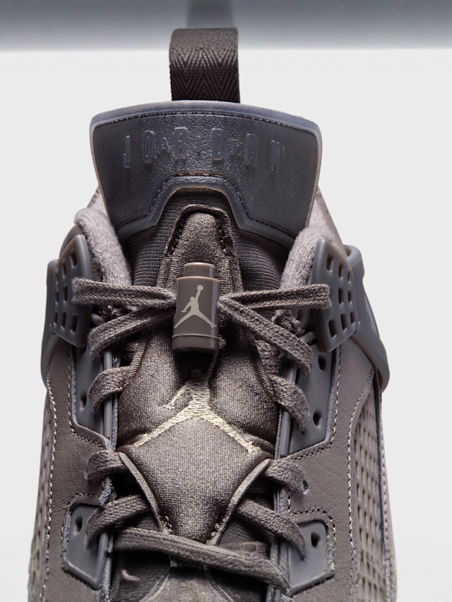 Jordan, Spizike Low, brown, Image 9 of 9