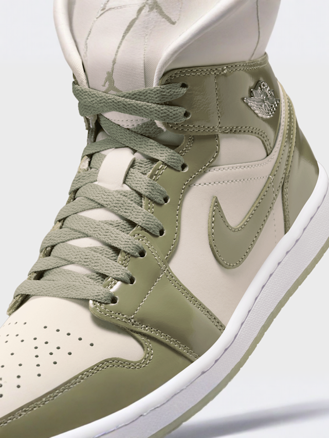 Jordan, Air Jordan 1 Mid SE summit white/blue chill-black, green, Image 7 of 8