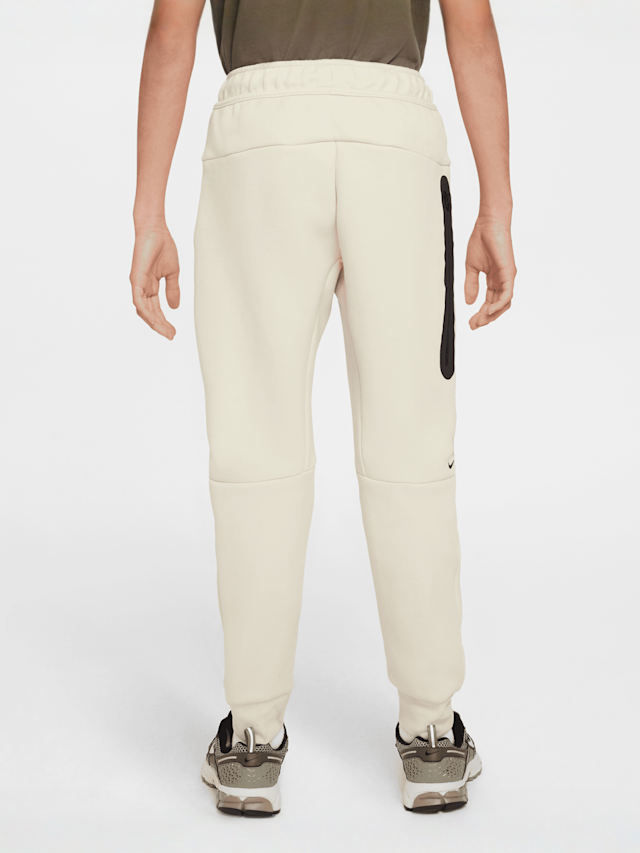 Nike, Sportswear Tech Fleece Jogger, beige, Image 2 of 9