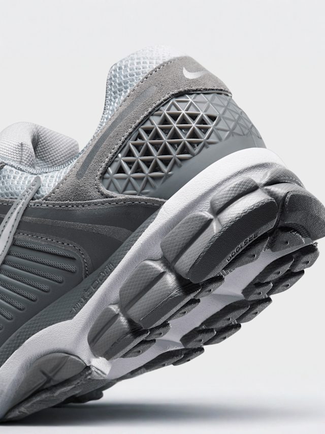 Nike, Zoom Vomero 5, szary, Obraz 7 z 9