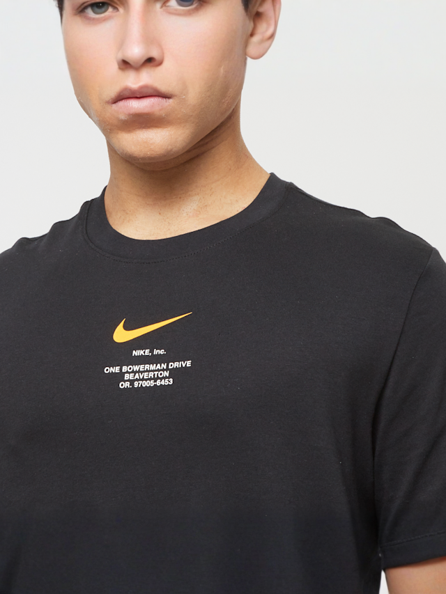 Nike, Sportswear Athletic Tee, black, Image 3 of 5