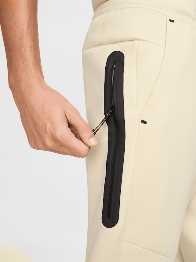 Nike, Tech Fleece Jogger, beige, Image 5 of 8