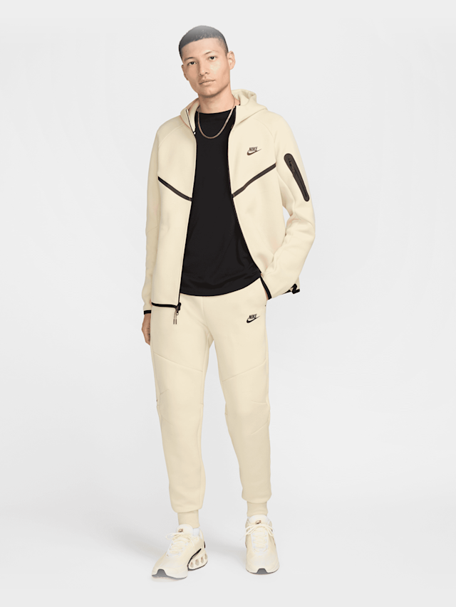 Nike, Tech Fleece Jogger, beige, Image 8 of 8