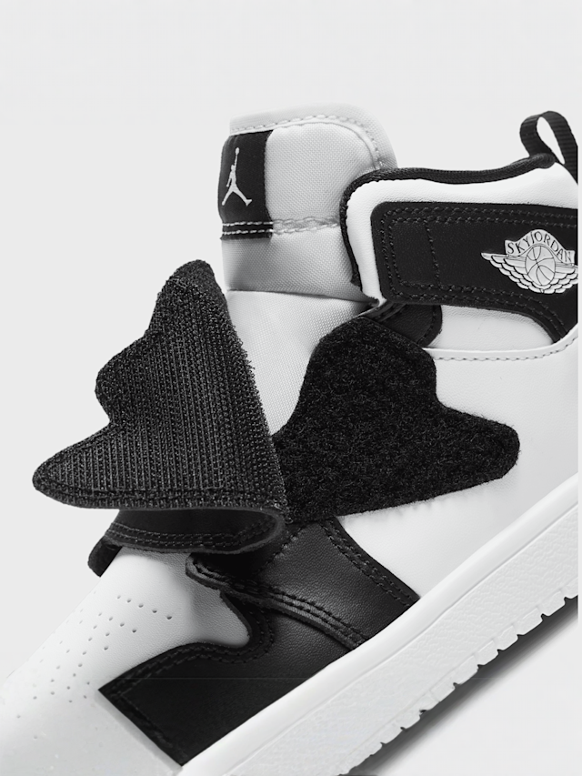 Jordan, Sky Jordan 1 SE Children, black, Image 8 of 8