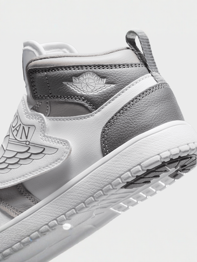 Jordan, Sky Jordan 1 Children blue tint/white/ice blue, white, Image 8 of 8