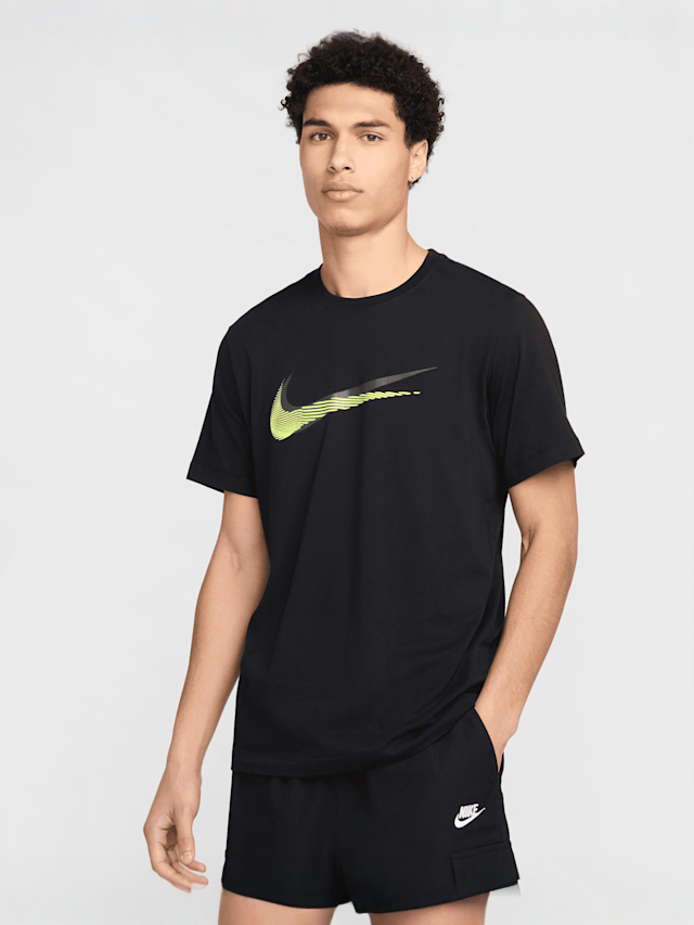 Nike, Sportswear T-Shirt, black, Image 1 of 4