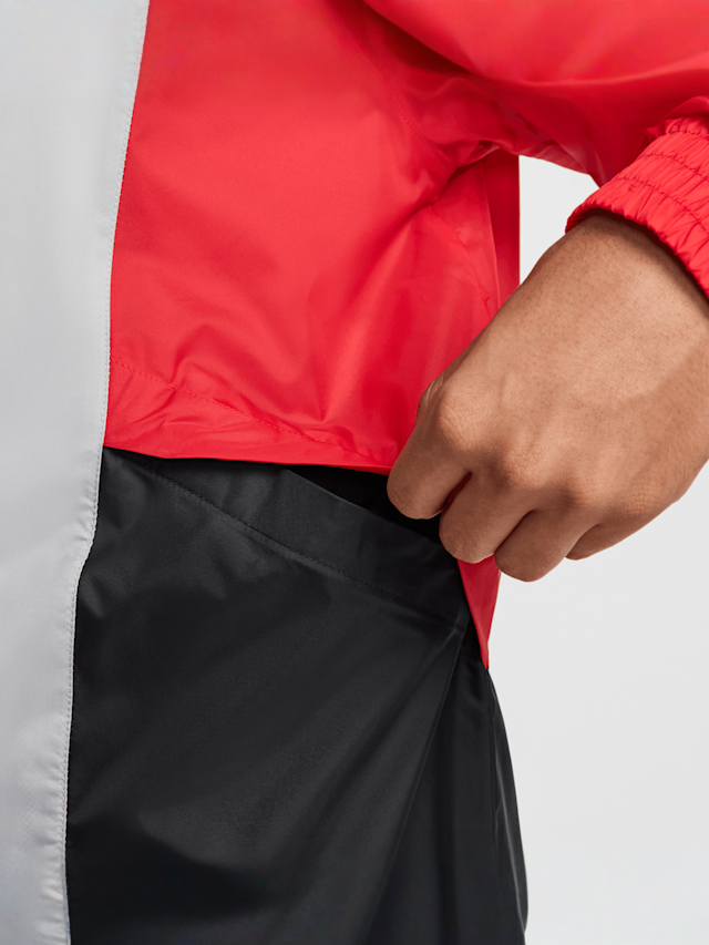 Nike, Club Woven Track Suit, red, Image 5 of 8