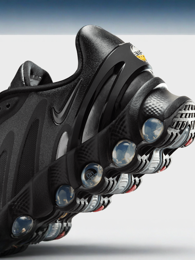 Nike, WMNS Air Max Dn8, black, Image 8 of 9