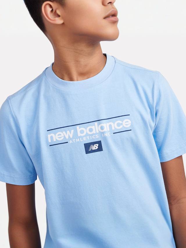 New Balance, Linear Athletics Graphic Tee, blauw, Afbeelding 3 van 5